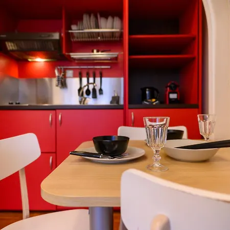 Cosy And Deluxe White Tower 1 Bedroom Flat Apartment