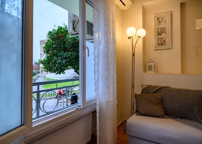 Cosy And Deluxe White Tower 1 Bedroom Flat *